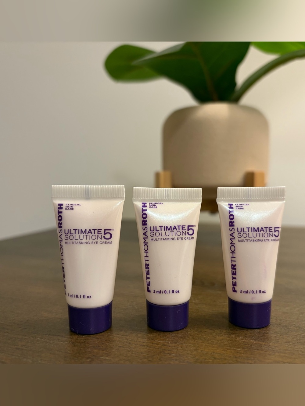 3✖️ Peter Thomas Roth Ultimate Solution 5 multitasking eye cream